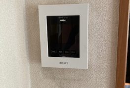 「防犯機器」設置事業の一環で”カメラ付きインターホンの設置対…