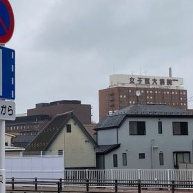 水道設備関係の工事へ。(新宿余丁町）