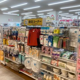 DAISOの防災コーナー（季節商品）